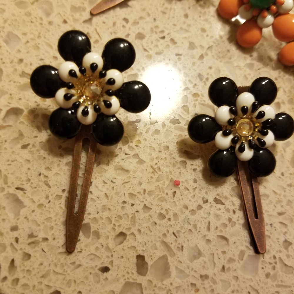 Hair accessory - Picture 3 of 3